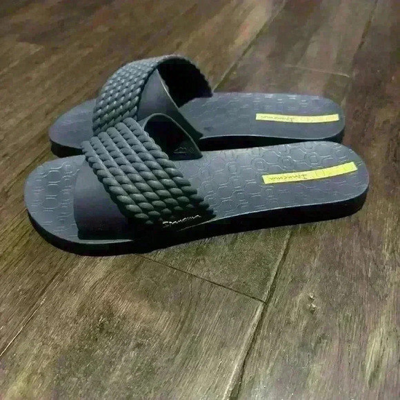 Ipanema Crossover Slides Blue Size 9 Made In Brazil - Picture 3 of 5